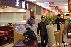 气温“0度”的周末,这些人却热的脱掉了外套...