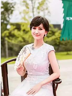 惊艳!明星与红木家具合影,各有风情!